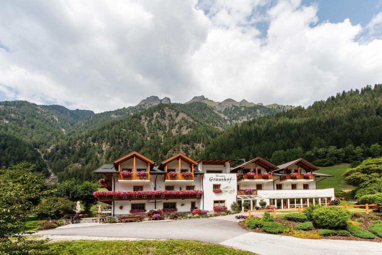 Graushof Hotel Pfitsch Exterior foto
