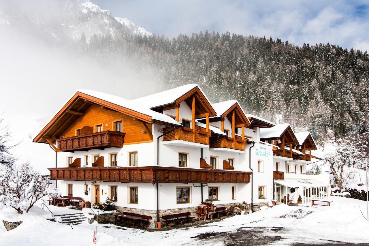 Graushof Hotel Pfitsch Exterior foto